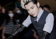 娱乐吃瓜爆料黄景瑜微博,娱乐圈幕后真相大揭秘